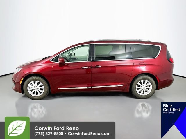 Used 2019 Chrysler Pacifica Touring-L FWD image 4