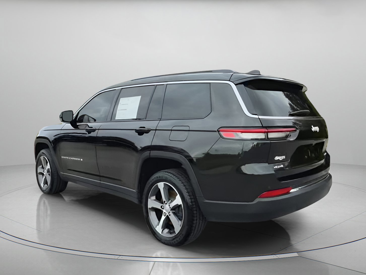 Used 2024 Jeep Grand Cherokee L Limited image 13