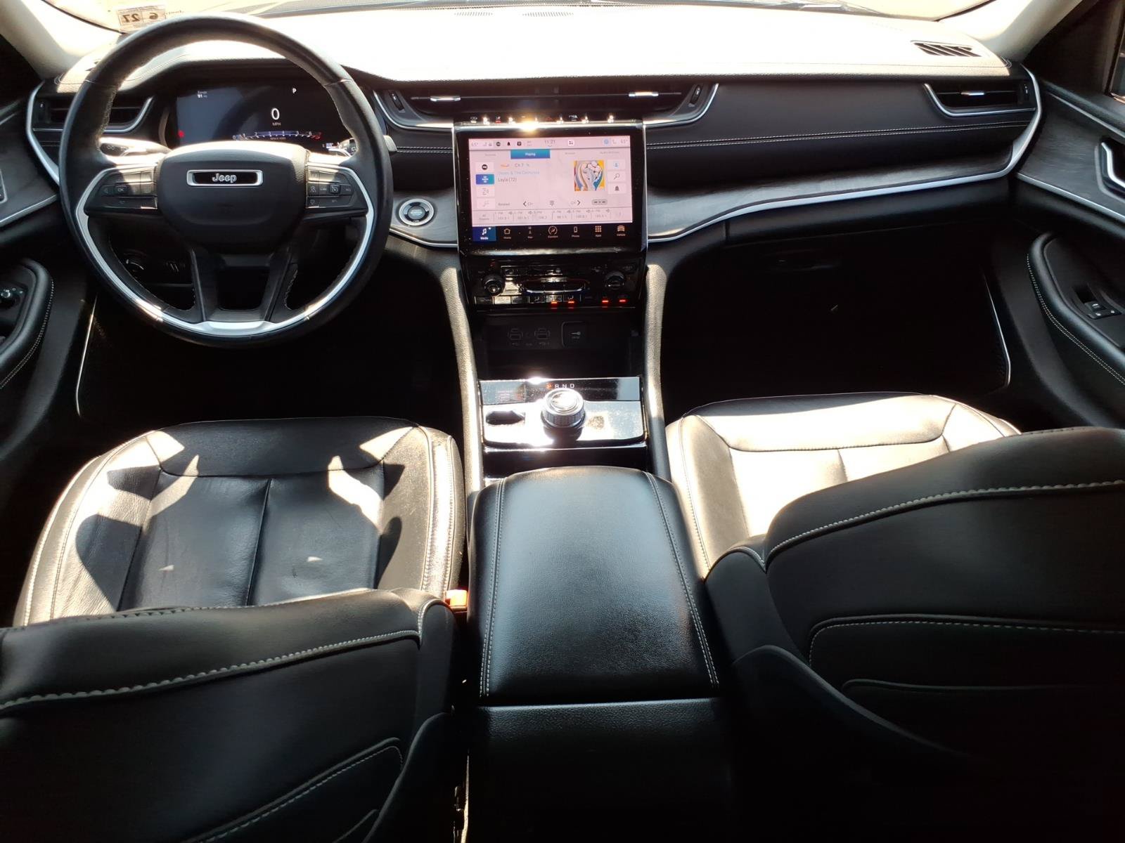 Used 2022 Jeep Grand Cherokee Limited AWD/4WD image 11