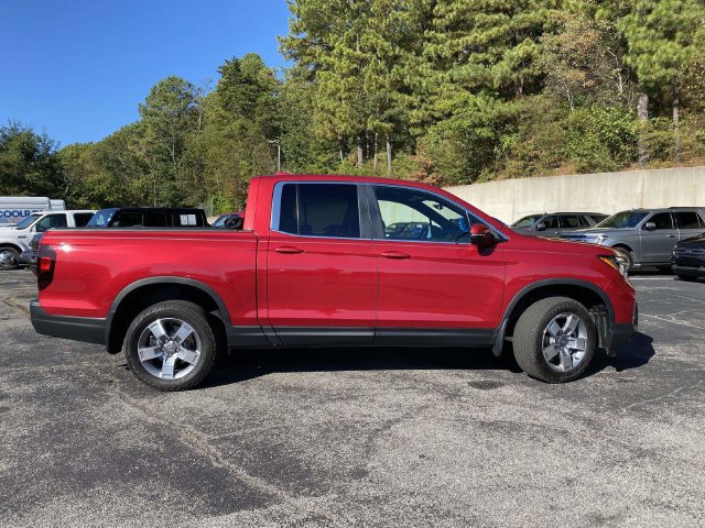 Used 2025 Honda Ridgeline RTL image 2