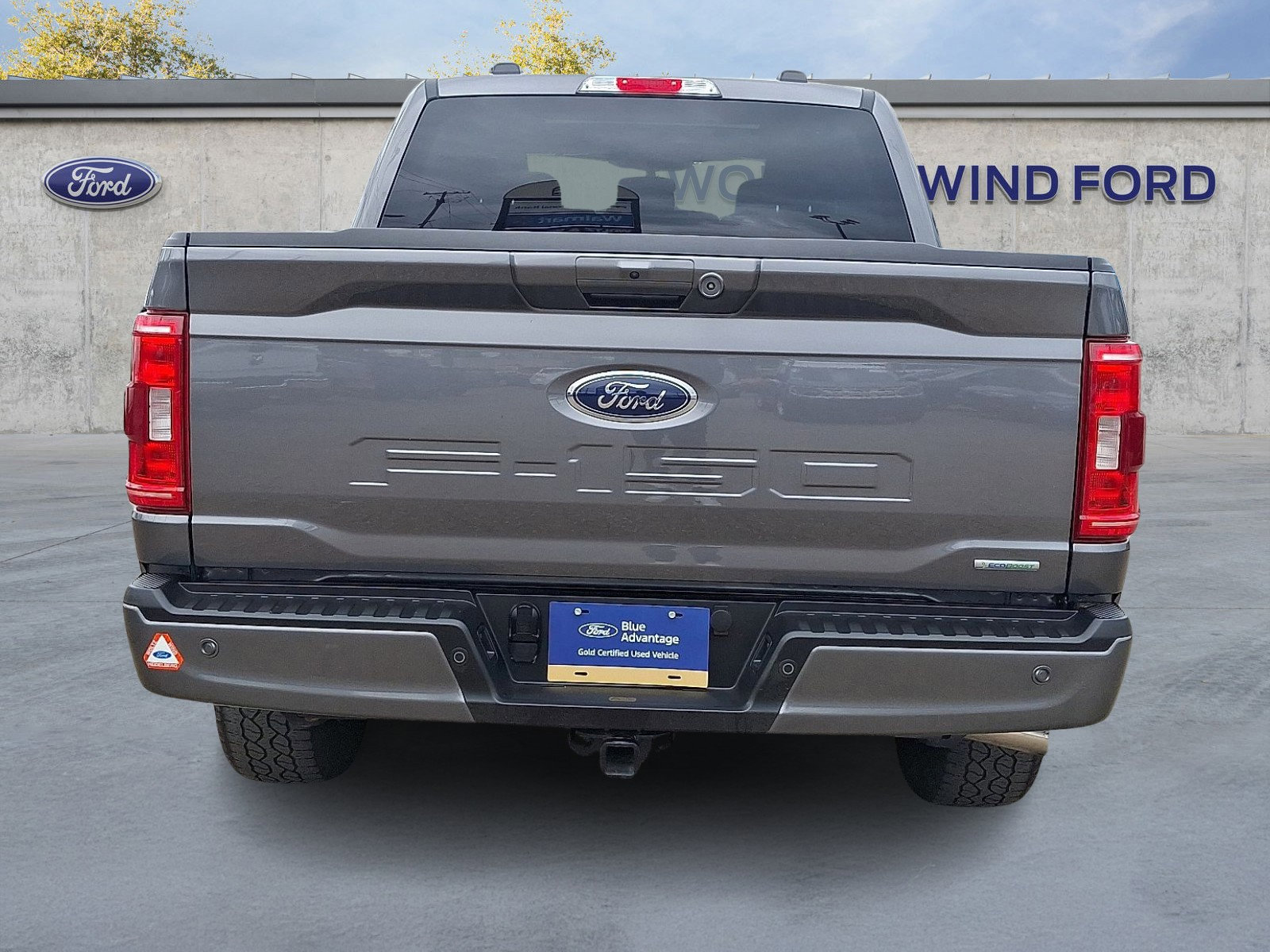 Certified 2022 Ford F150 XLT w/ Equipment Group 302A High image 3