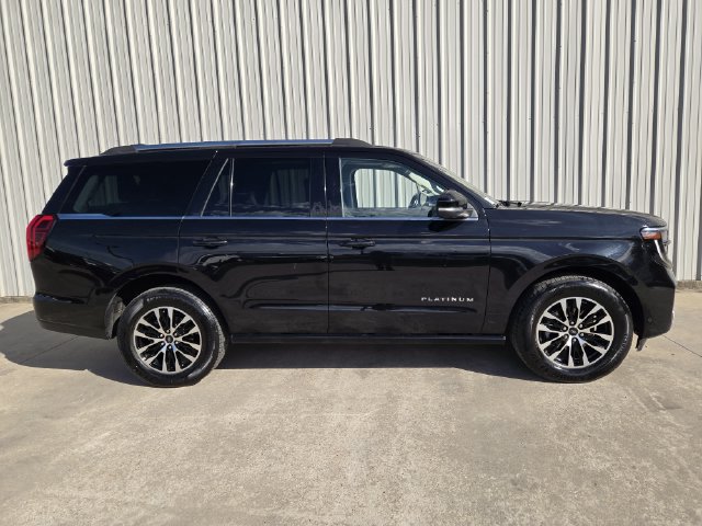 Certified 2025 Ford Expedition Platinum AWD/4WD image 5