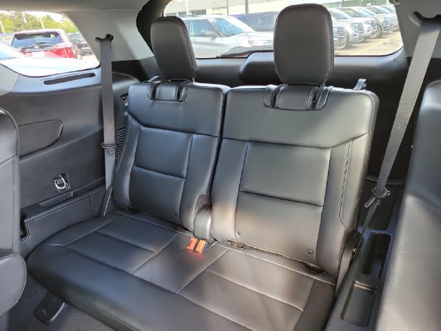 Certified 2024 Ford Explorer XLT w/ Equipment Group 202A AWD/4WD image 27