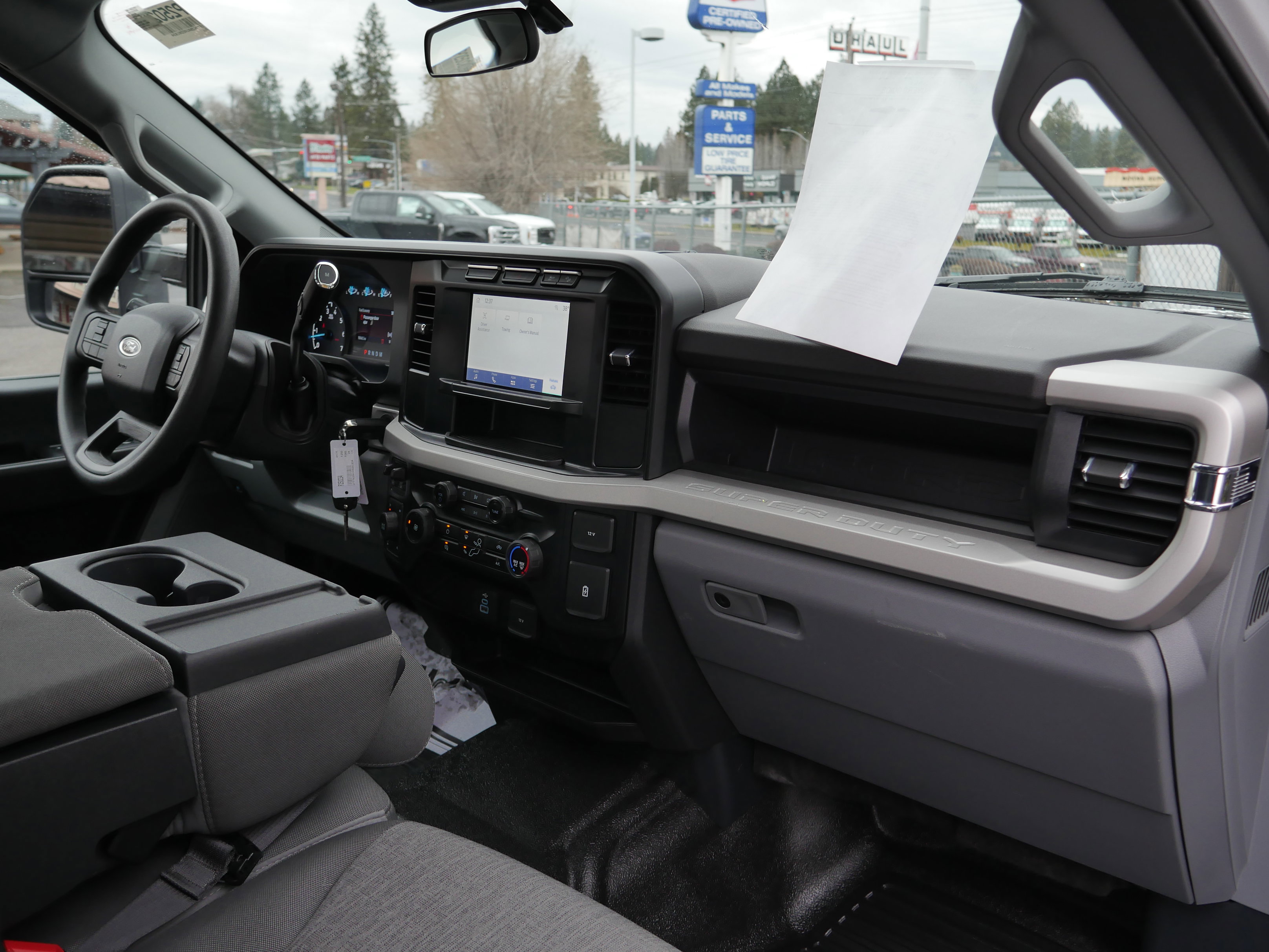 Certified 2024 Ford F250 XL w/ XL Chrome Package image 27