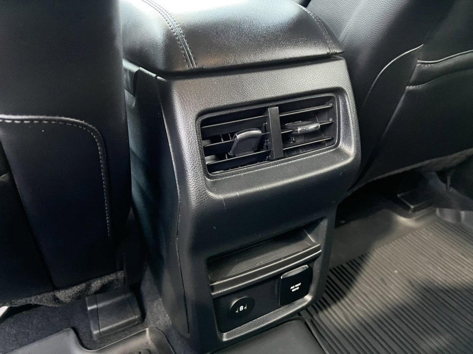 Certified 2024 Ford Edge SEL w/ Convenience Package image 33