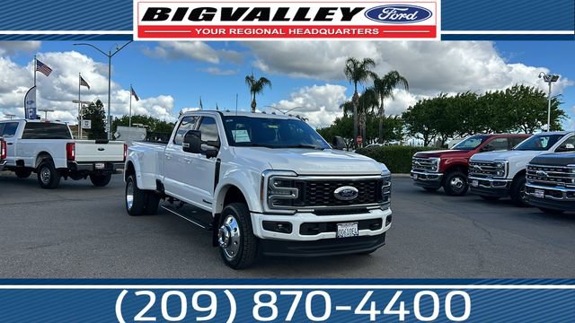 Certified 2025 Ford F450 Platinum w/ FX4 Off-Road Package