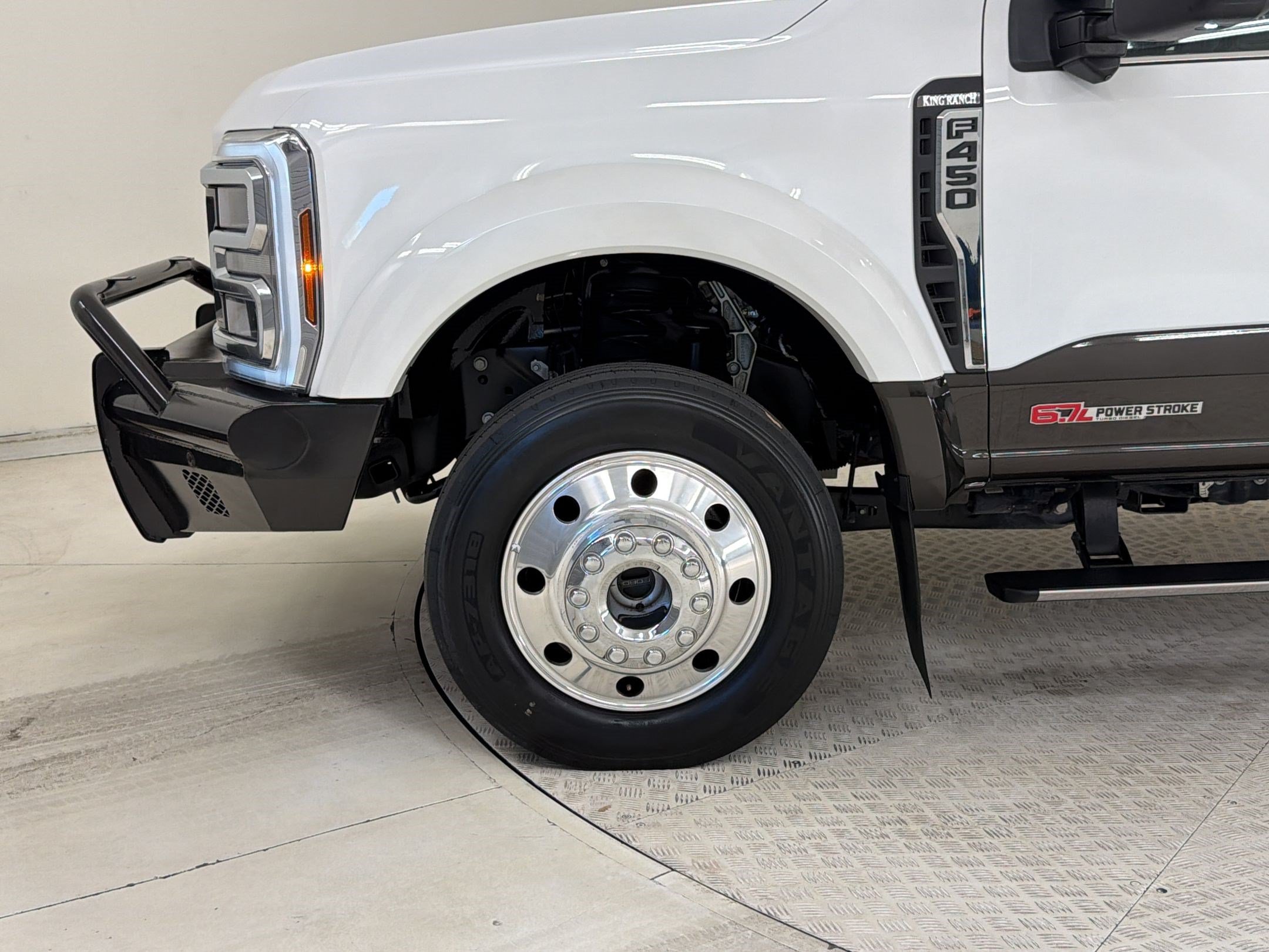 Certified 2025 Ford F450 King Ranch w/ FX4 Off-Road Package AWD/4WD image 12