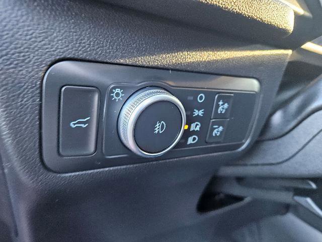 Certified 2022 Ford Escape SEL w/ Class II Trailer Tow Package AWD/4WD image 17