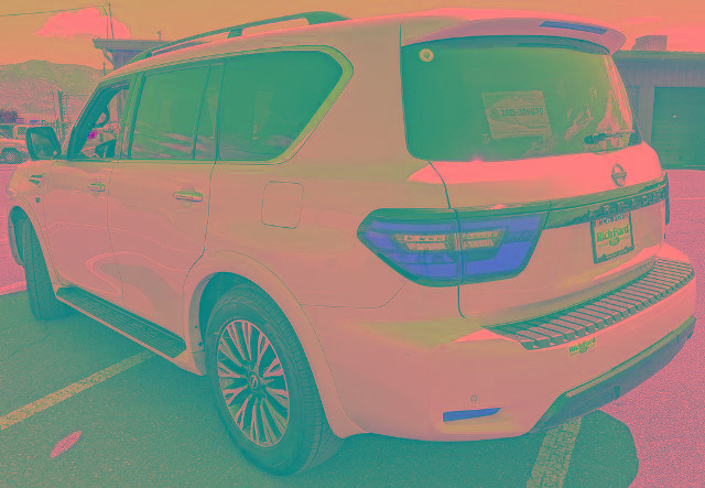 Used 2022 Nissan Armada SL w/ Midnight Edition Package AWD/4WD image 4