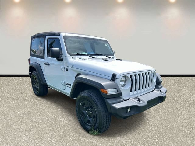 Used 2022 Jeep Wrangler Sport AWD/4WD image 3