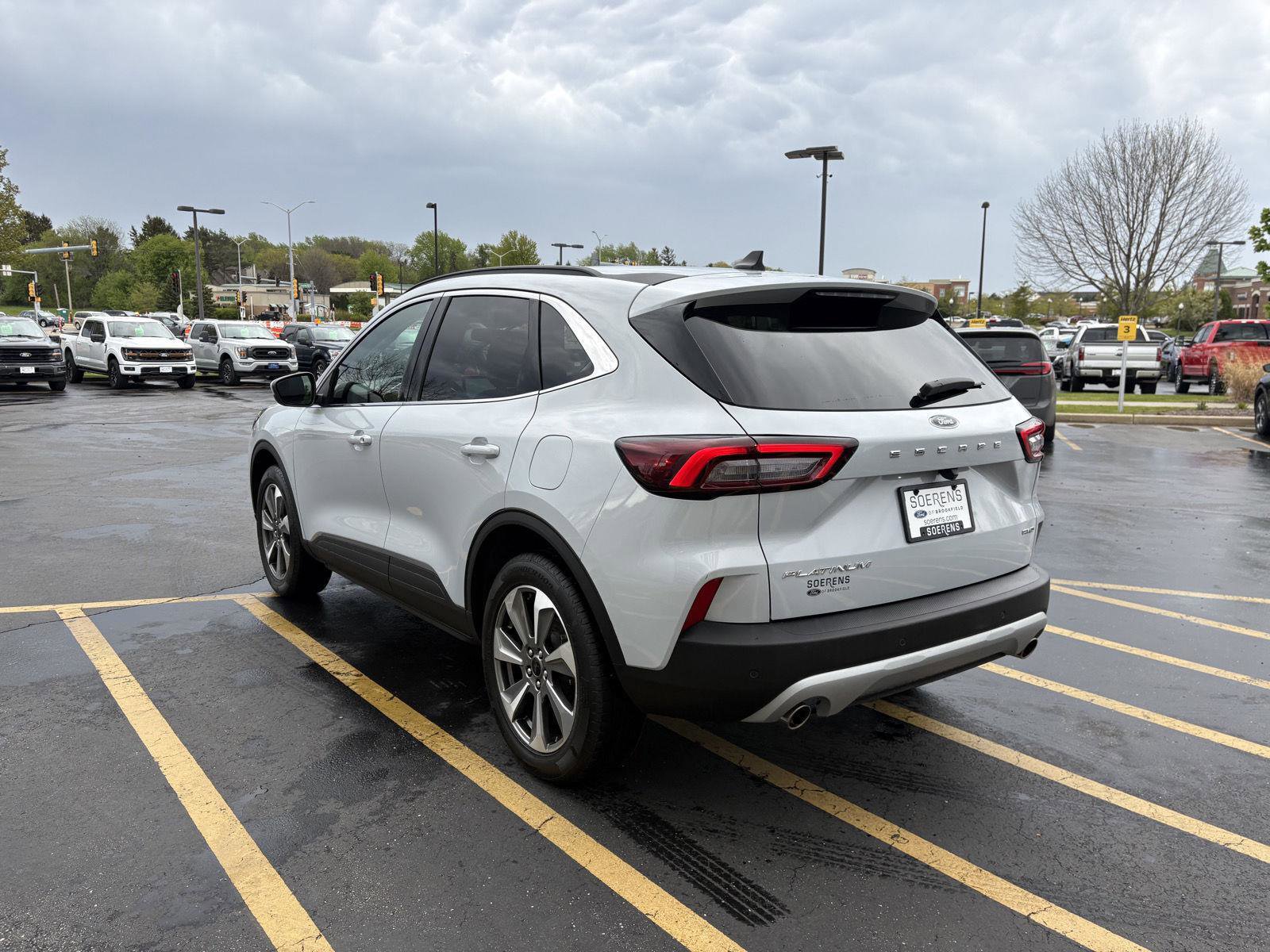 Certified 2025 Ford Escape Platinum AWD/4WD image 4