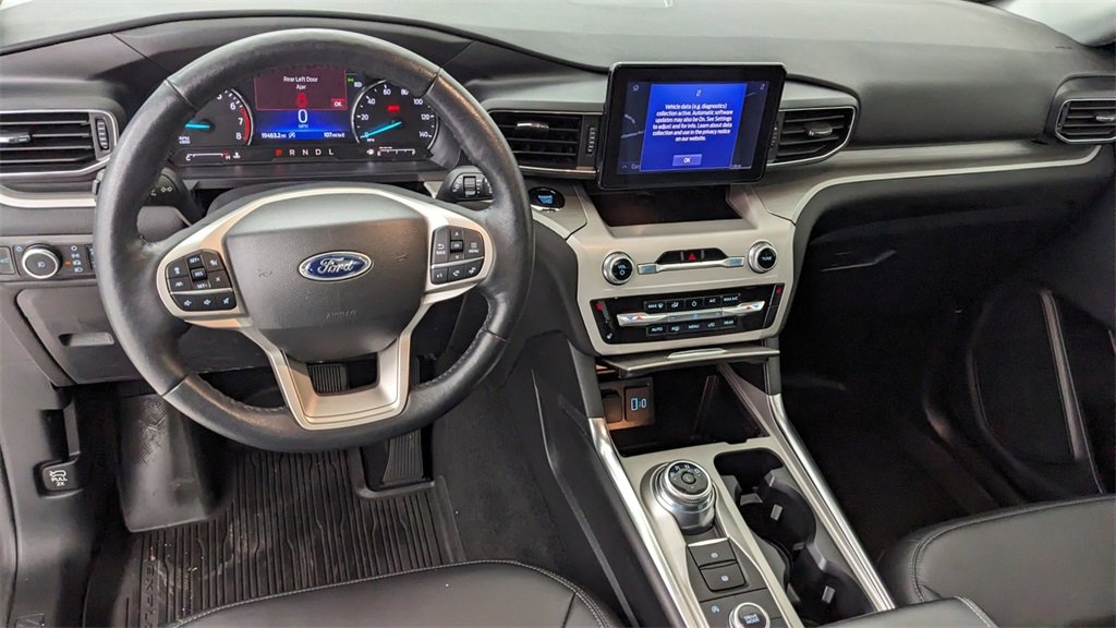 Certified 2023 Ford Explorer XLT w/ Equipment Group 202A image 4