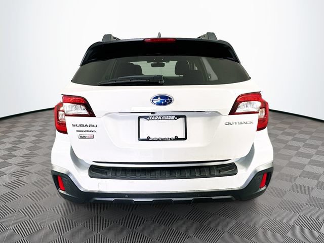 Used 2019 Subaru Outback 2.5i Limited AWD/4WD image 10