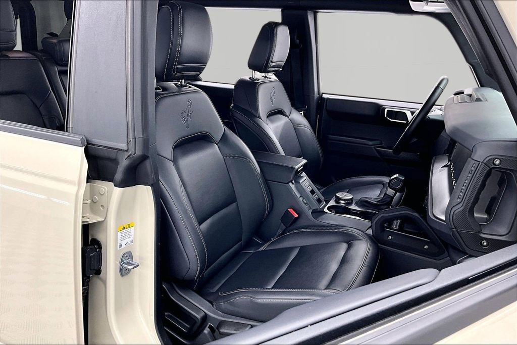 Certified 2025 Ford Bronco Badlands AWD/4WD image 7