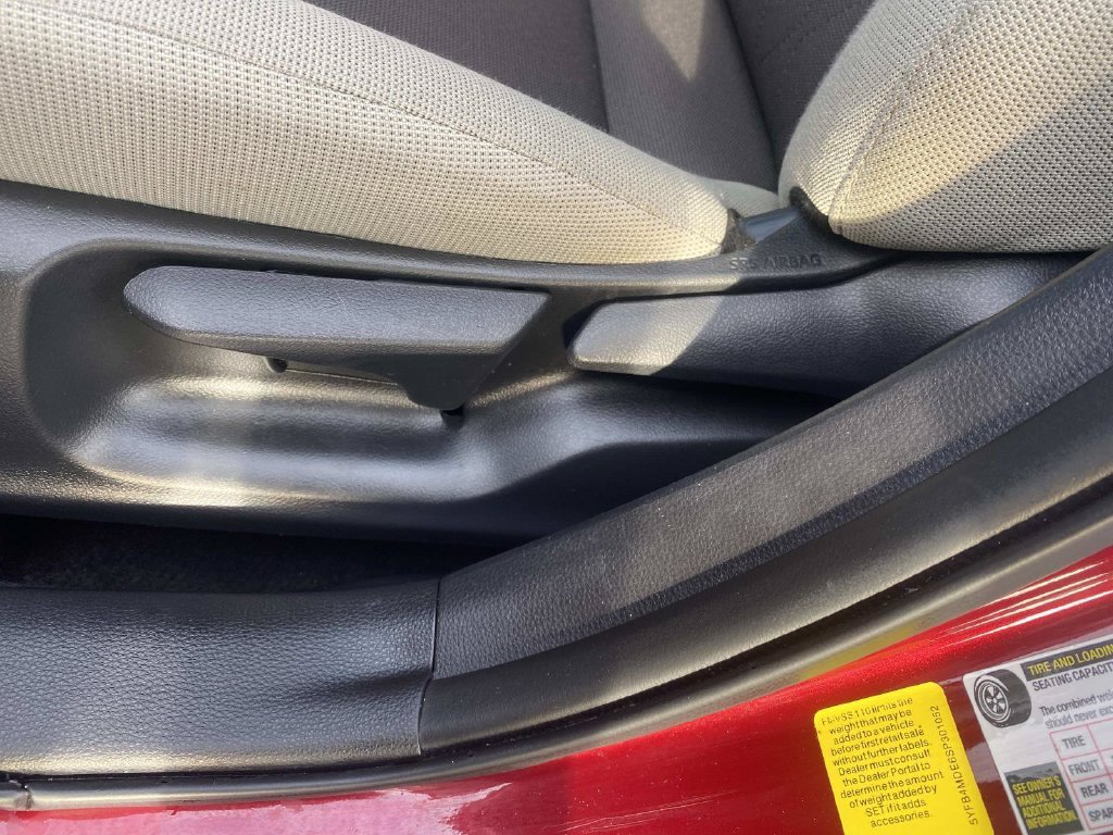 Used 2025 Toyota Corolla LE FWD image 19