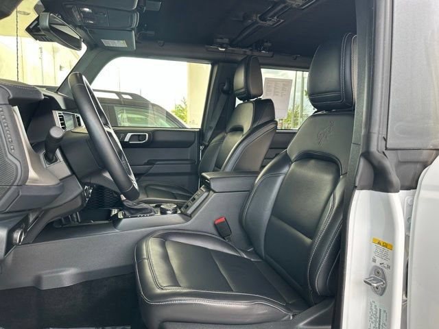 Certified 2025 Ford Bronco Outer Banks AWD/4WD image 14