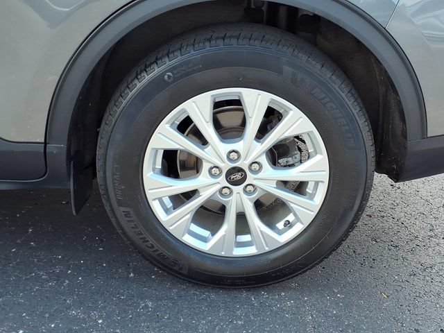 Certified 2023 Ford Escape Active w/ Tech Pack #1 FWD image 8
