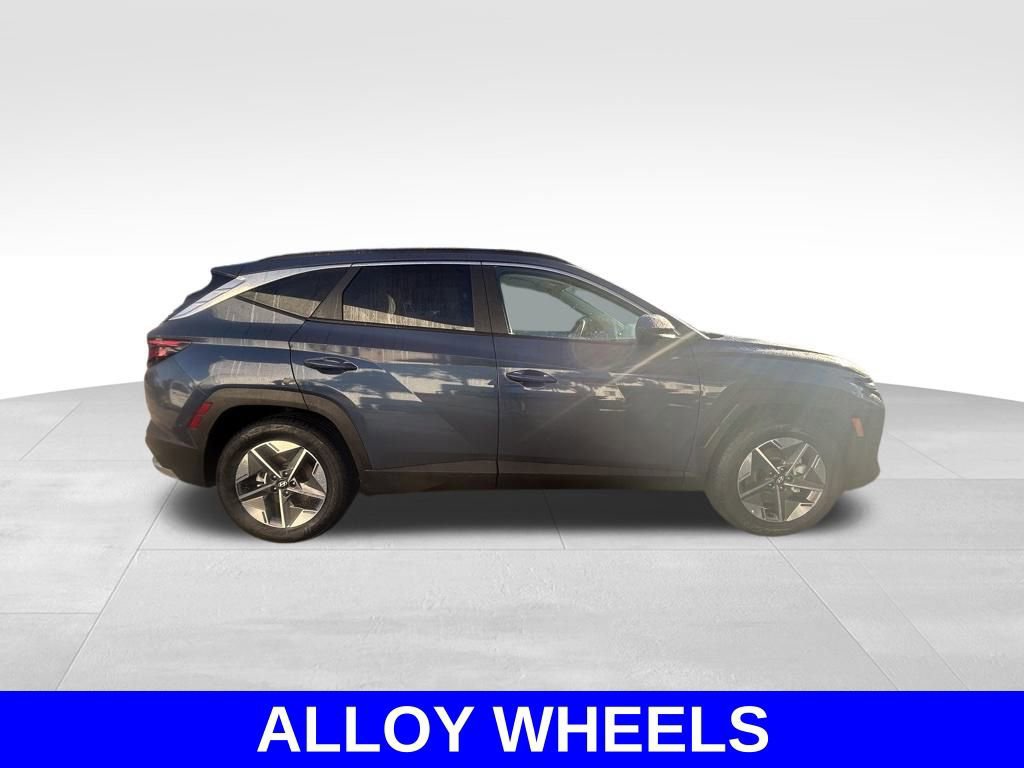 Used 2025 Hyundai Tucson SEL image 2