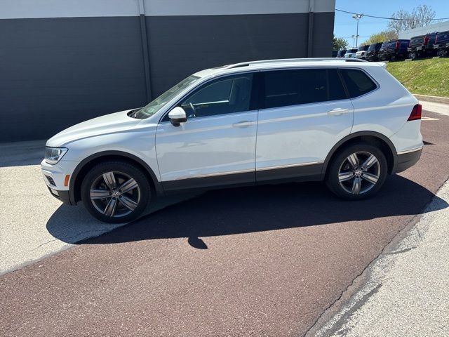 Used 2021 Volkswagen Tiguan SEL AWD/4WD image 3