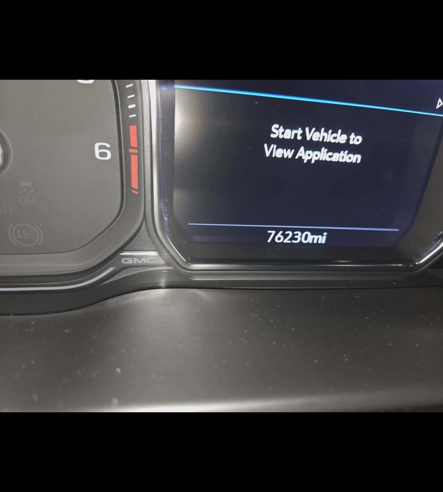 Used 2022 GMC Sierra 1500 AT4 w/ AT4 Premium Package AWD/4WD image 2