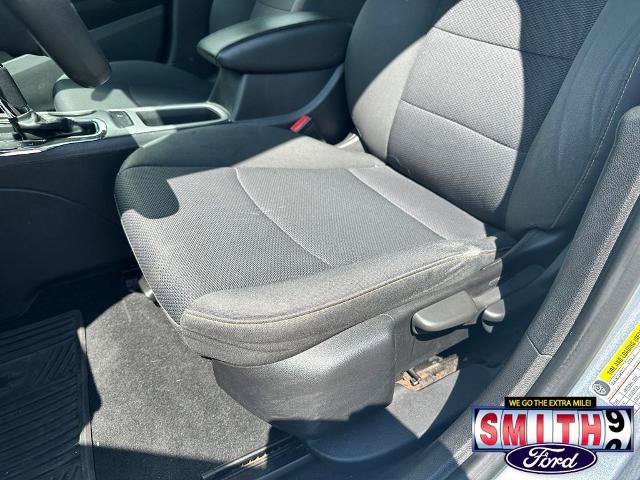 Used 2017 Chevrolet Cruze LS FWD image 11