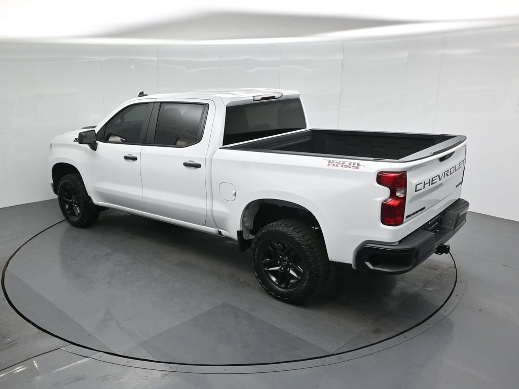 Used 2024 Chevrolet Silverado 1500 Custom Trail Boss w/ LPO, Dark Essentials Package image 21