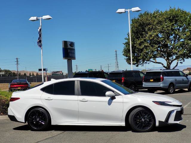 Used 2025 Toyota Camry SE w/ Multimedia Upgrade Package FWD image 3