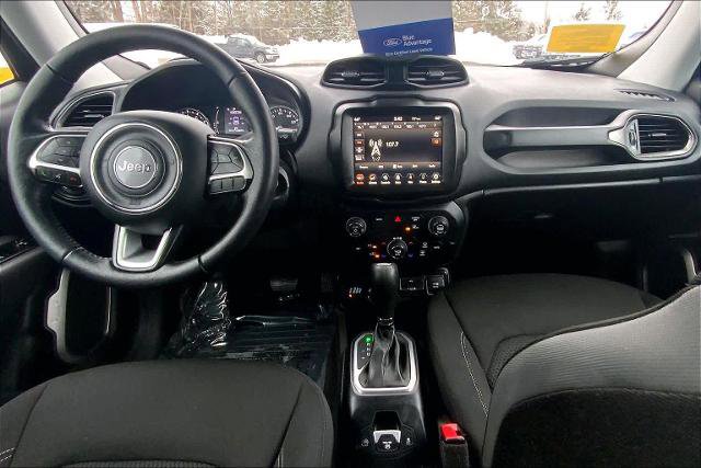 Used 2023 Jeep Renegade Latitude w/ Premium Group image 15