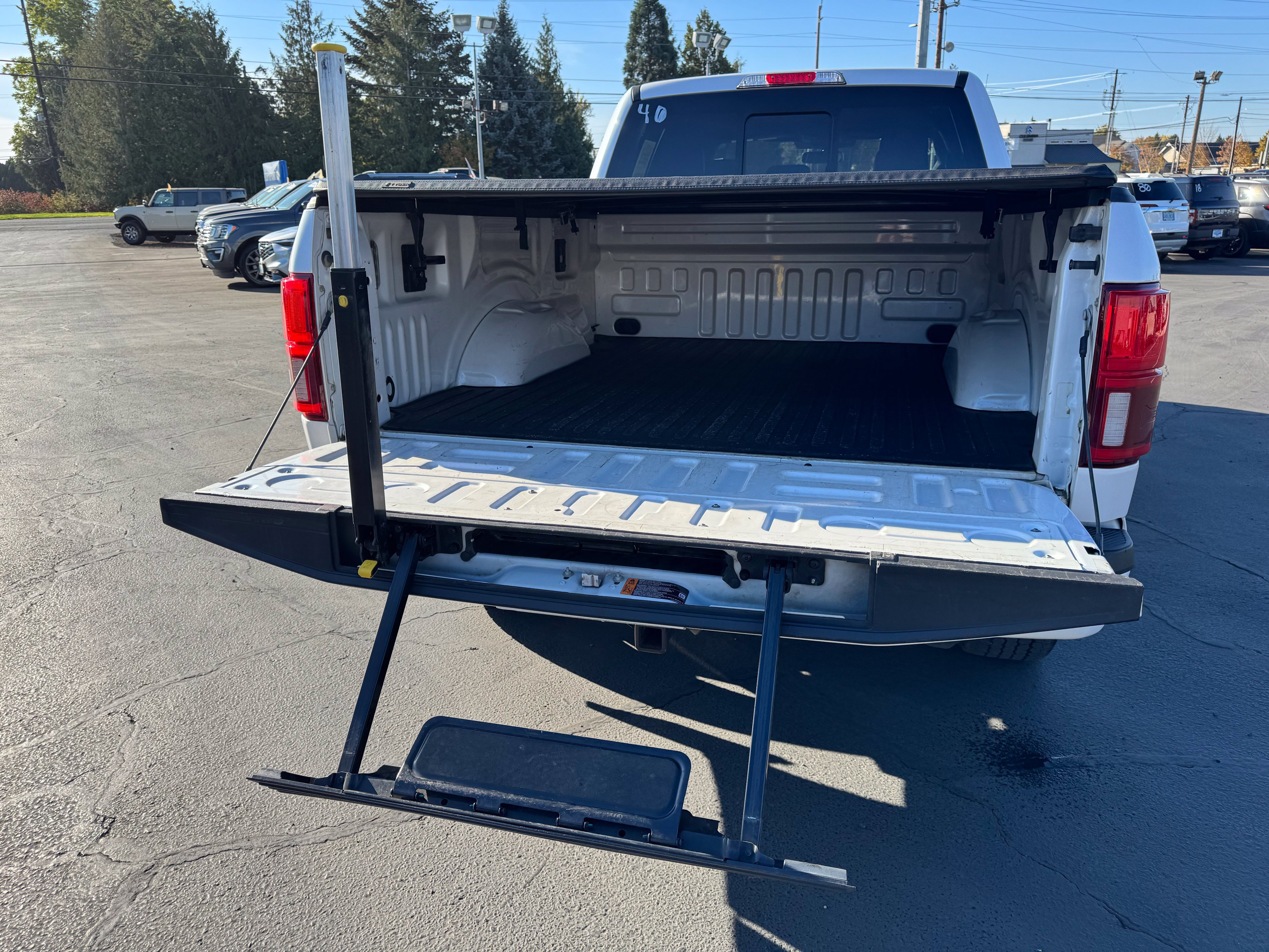 Certified 2019 Ford F150 Platinum w/ Equipment Group 701A Luxury AWD/4WD image 79