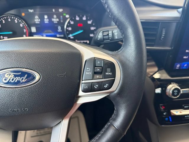Certified 2024 Ford Explorer Limited w/ Limited Technology Package AWD/4WD image 35