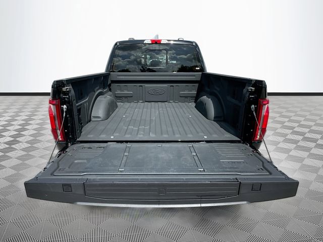 Certified 2024 Ford F150 Platinum w/ FX4 Off-Road Package AWD/4WD image 27