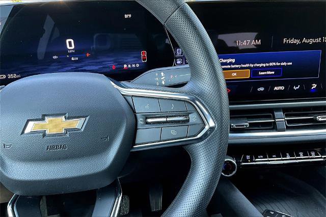 Used 2025 Chevrolet Equinox EV LT image 19