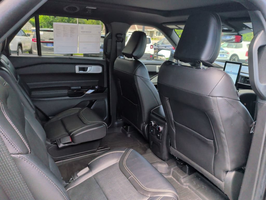 Certified 2023 Ford Explorer ST w/ Equipment Group 401A AWD/4WD image 17