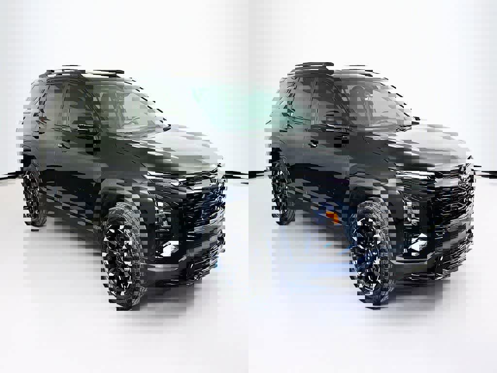 Used 2025 Chevrolet Equinox RS w/ Safety and Technology Package image 7