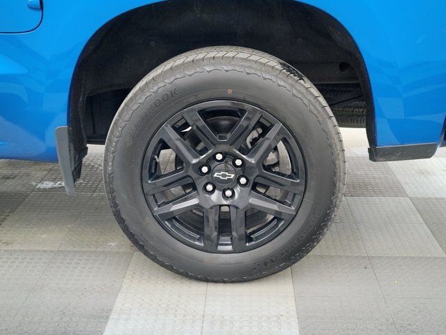 Used 2024 Chevrolet Silverado 1500 Custom w/ LPO, Dark Essentials Package AWD/4WD image 17