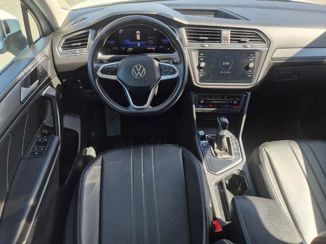 Used 2022 Volkswagen Tiguan SE image 12