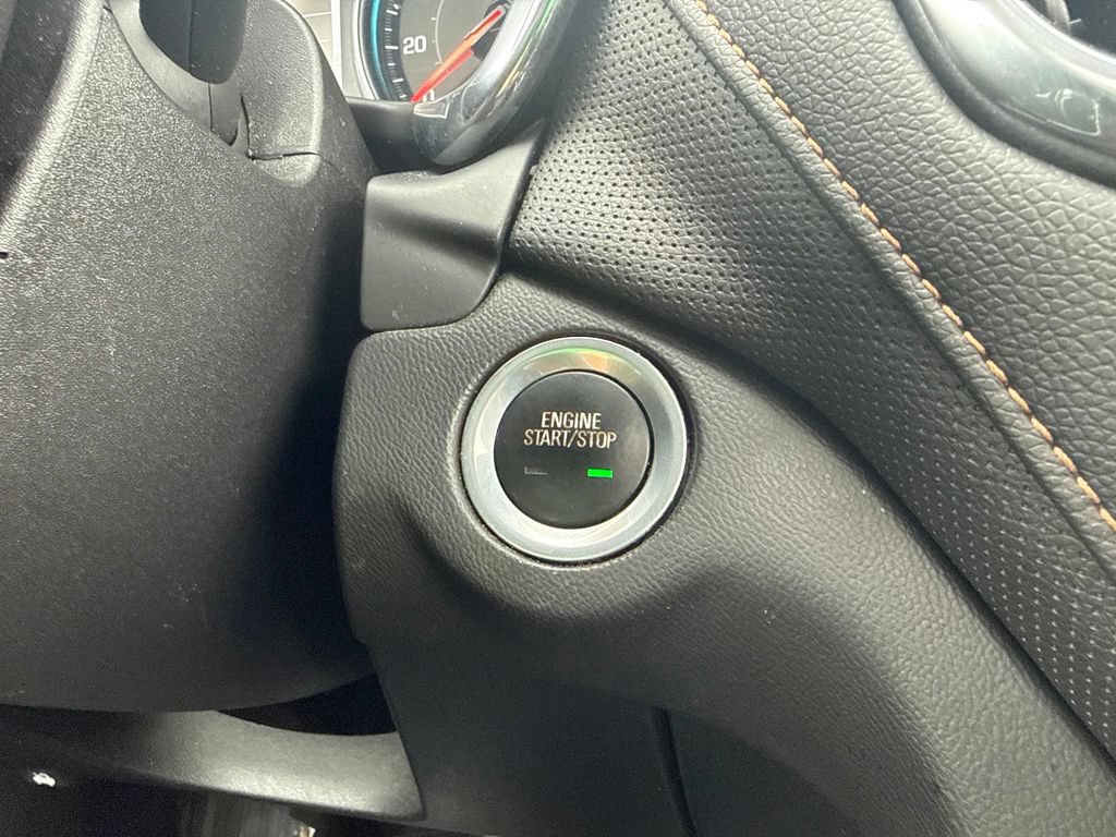 Used 2018 Chevrolet Equinox Premier AWD/4WD image 34