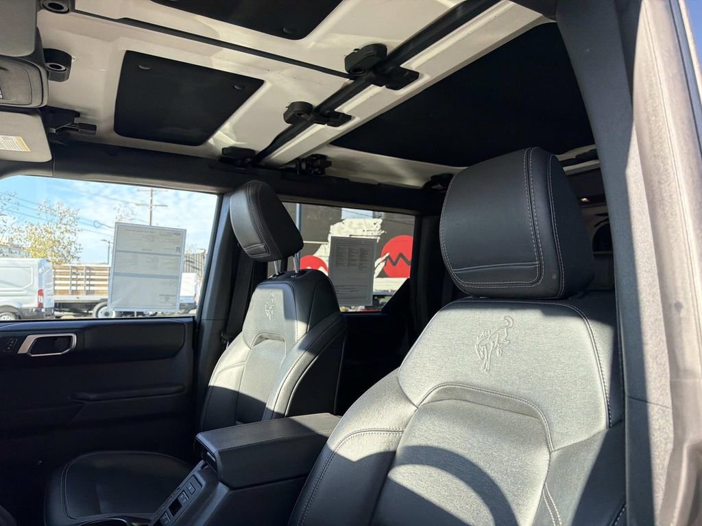 Certified 2025 Ford Bronco Badlands AWD/4WD image 19