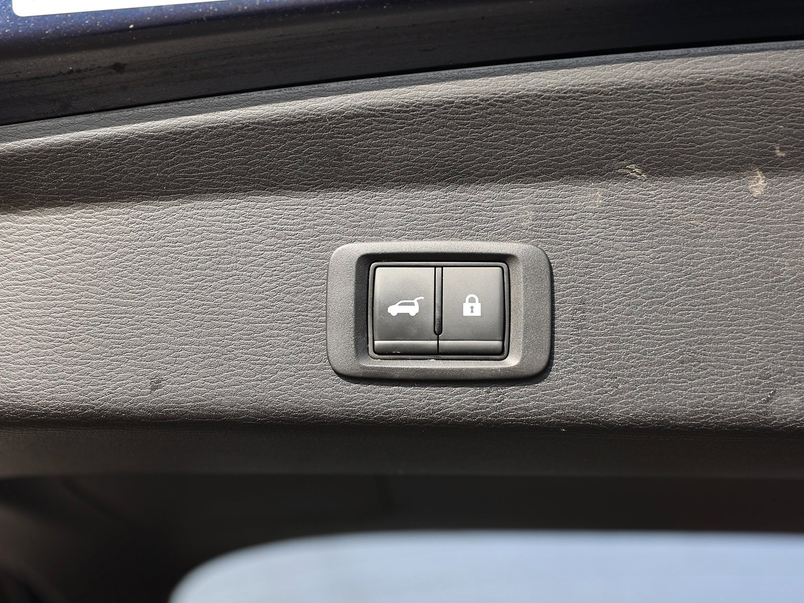 Used 2024 Mitsubishi Outlander SEL image 14