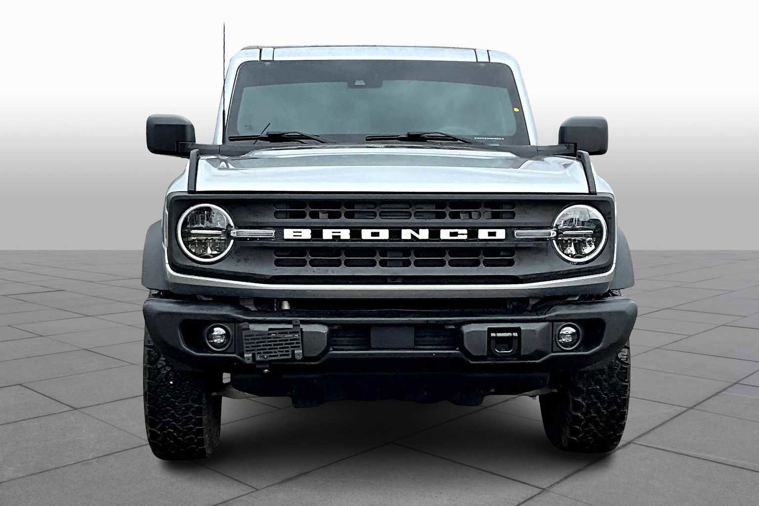 Certified 2024 Ford Bronco Black Diamond image 6