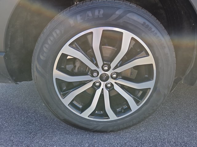 Certified 2023 Ford Explorer ST-Line w/ Class IV Trailer Tow Package AWD/4WD image 7