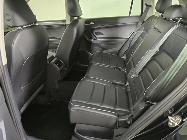 Used 2019 Volkswagen Tiguan SEL Premium AWD/4WD image 18