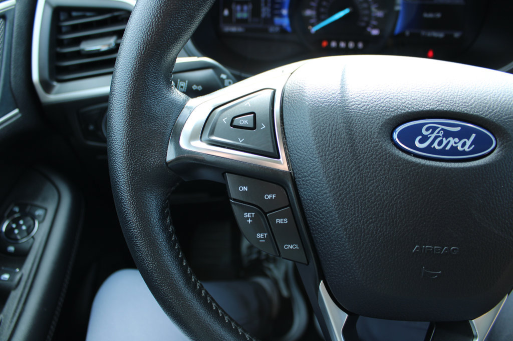 Certified 2024 Ford Edge SEL AWD/4WD image 35