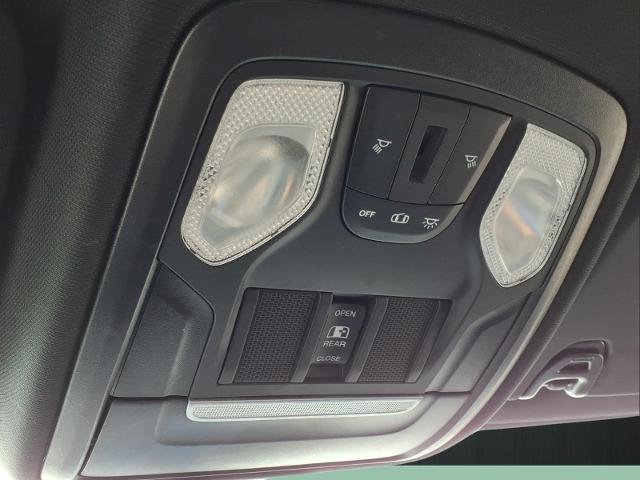 Used 2022 RAM 3500 Tradesman AWD/4WD image 23