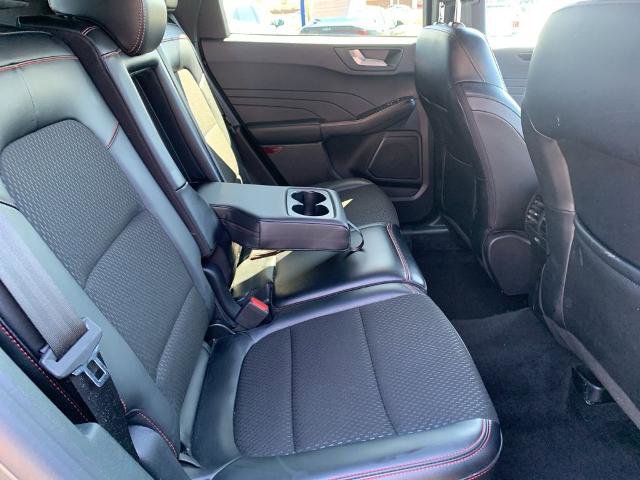 Certified 2025 Ford Escape ST-Line AWD/4WD image 18