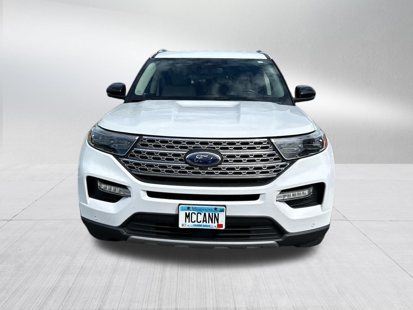 Certified 2020 Ford Explorer Limited AWD/4WD image 3