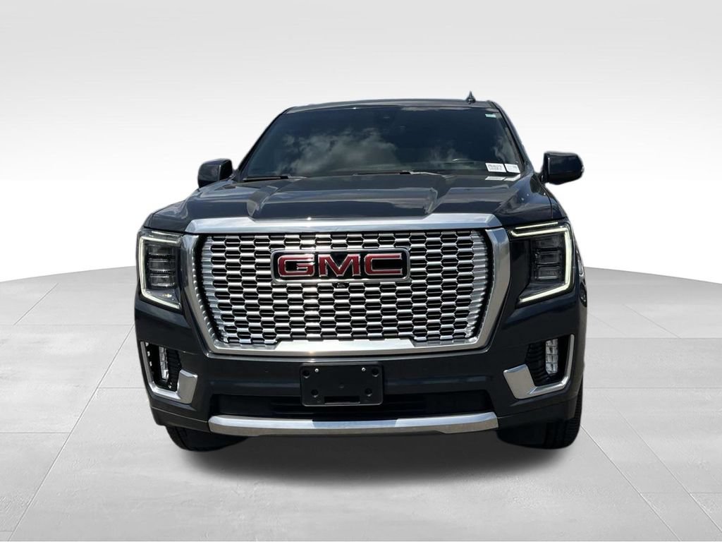 Used 2021 GMC Yukon XL Denali w/ Denali Premium Package RWD image 10