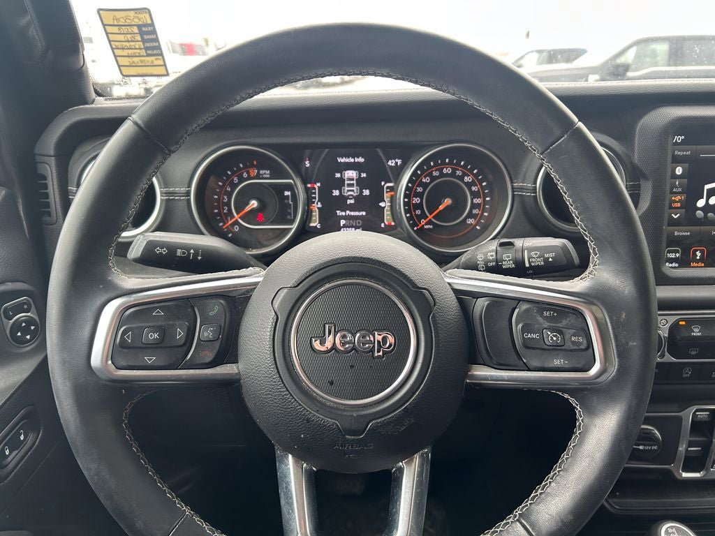 Used 2018 Jeep Wrangler Unlimited Sahara AWD/4WD image 22