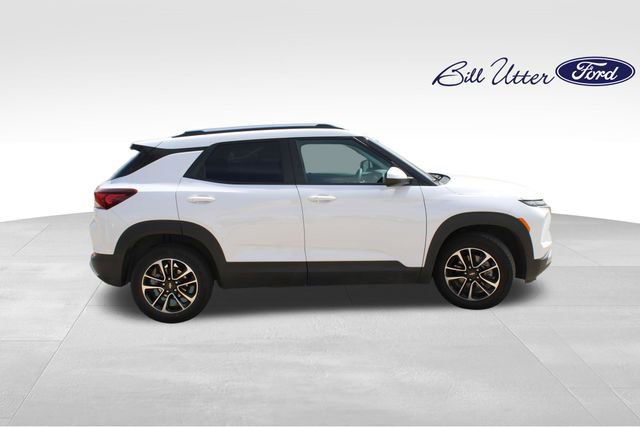 Used 2025 Chevrolet TrailBlazer LT image 5