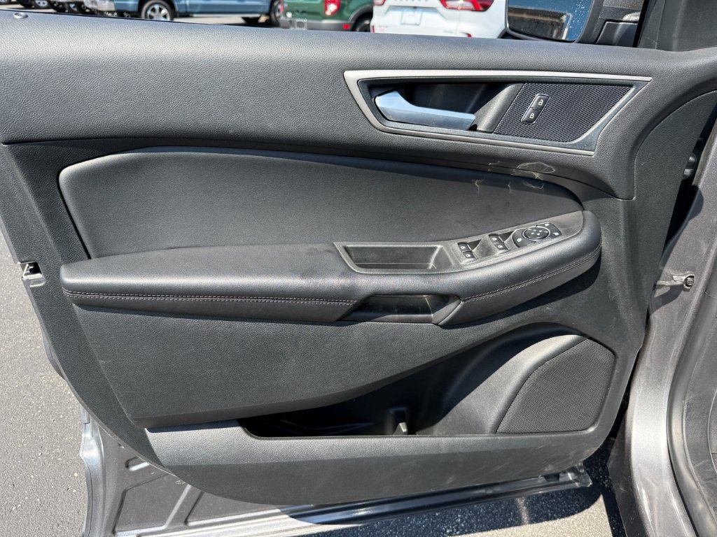 Certified 2023 Ford Edge SEL w/ Convenience Package AWD/4WD image 10
